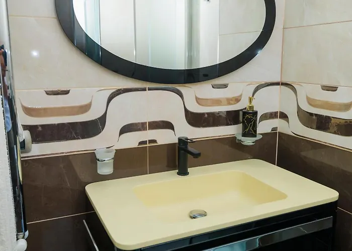 Elena Seaview Vlorë