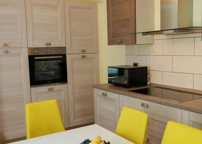 Elena Seaview Daire Avlonya