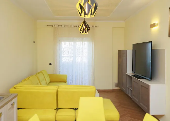 Elena Seaview Vlorë